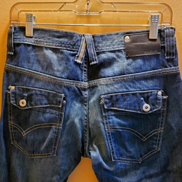 Jeans - Picture 3 of 4